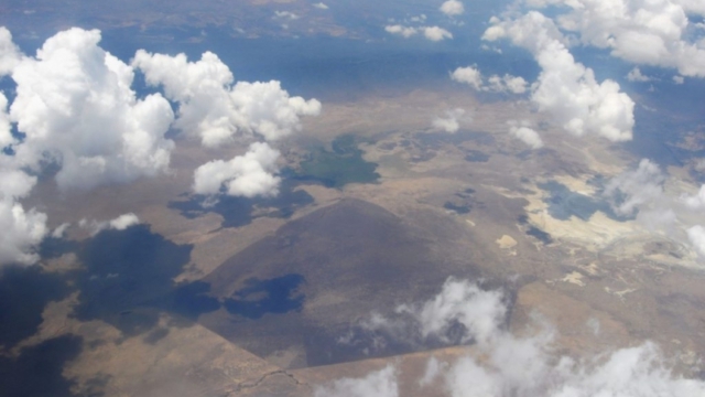 above the Serengeti, towards Daressalam