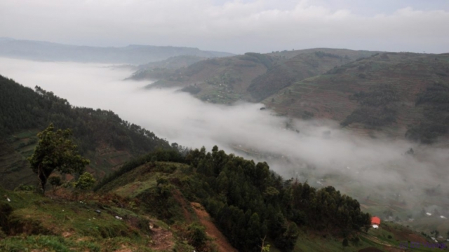 towards Bwindi Impenetrable Forest