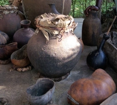 preparing urwagwa (banana beer), Redrocks Camp, Nyakinama near Musanze aka Ruhengeri, Rwanda